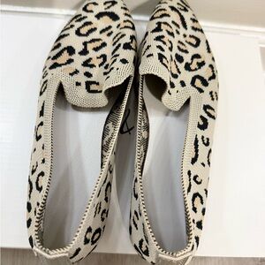 Women’s Leopard Print Knit Slip-On Flats - Beige/Black